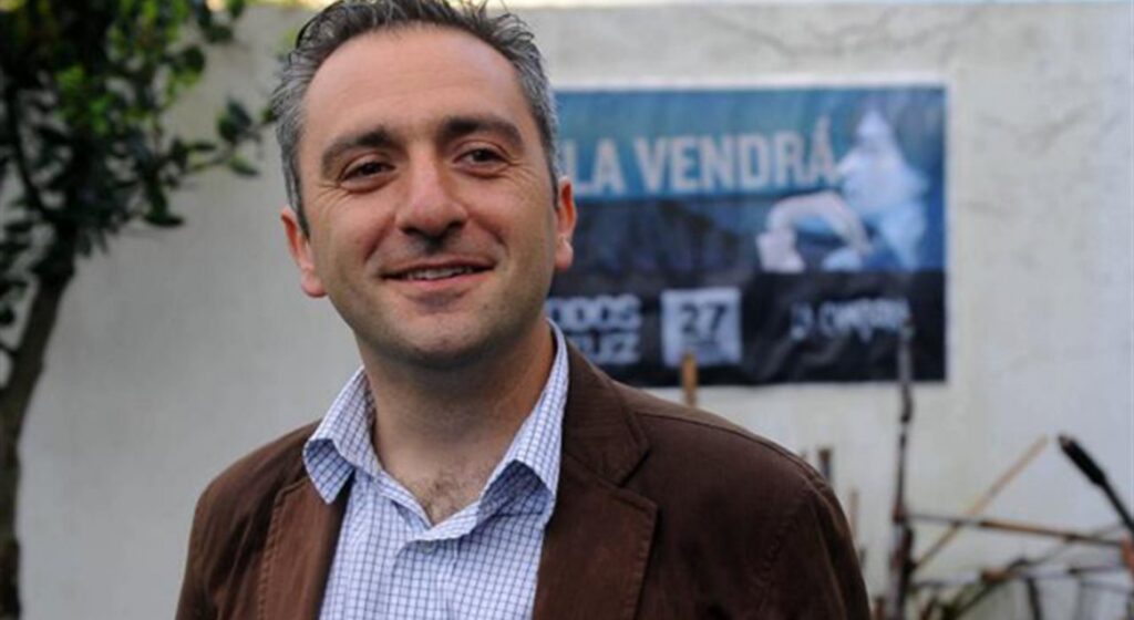 andres cuervo larroque desarrollo comunidad