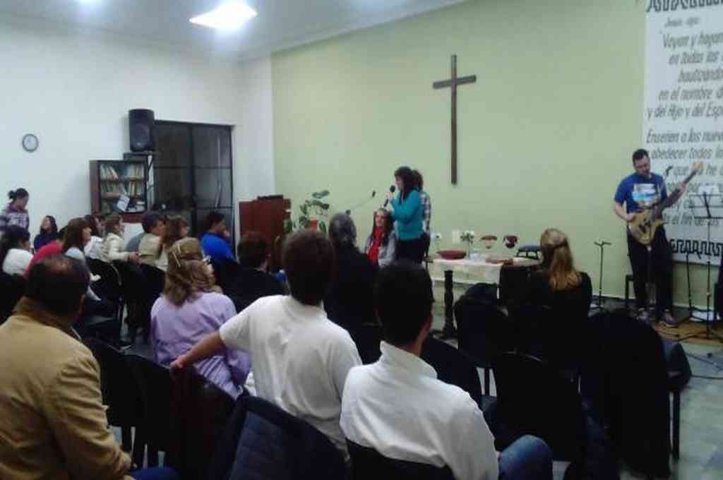 iglesia viola cuarentena salta