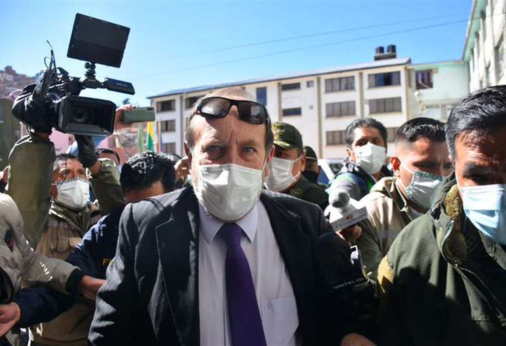 ministro salud bolivia detenido respiradores