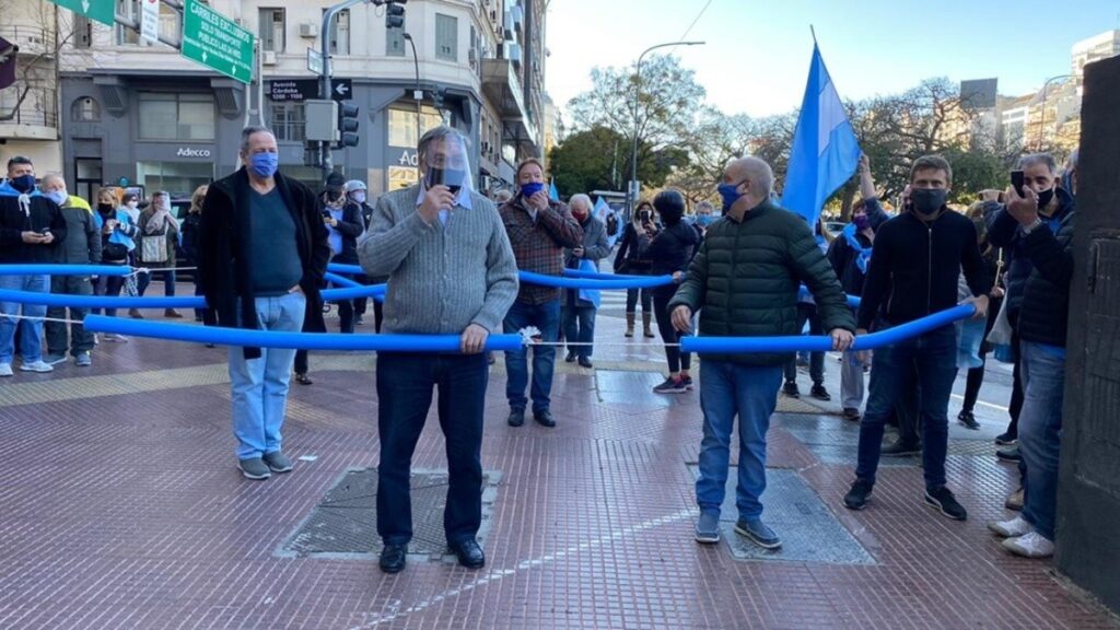 brondoni 17 a marcha anticuarentena