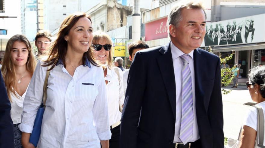 María Eugenia Vidal junto a Héctor Gay