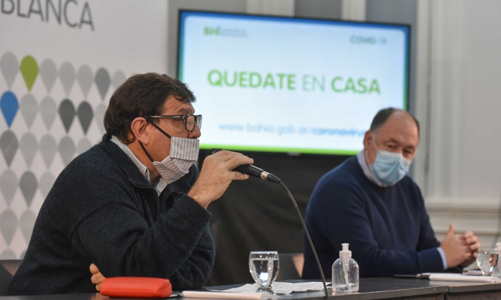 Pablo Acrogliano junto a Adrián Jouglard