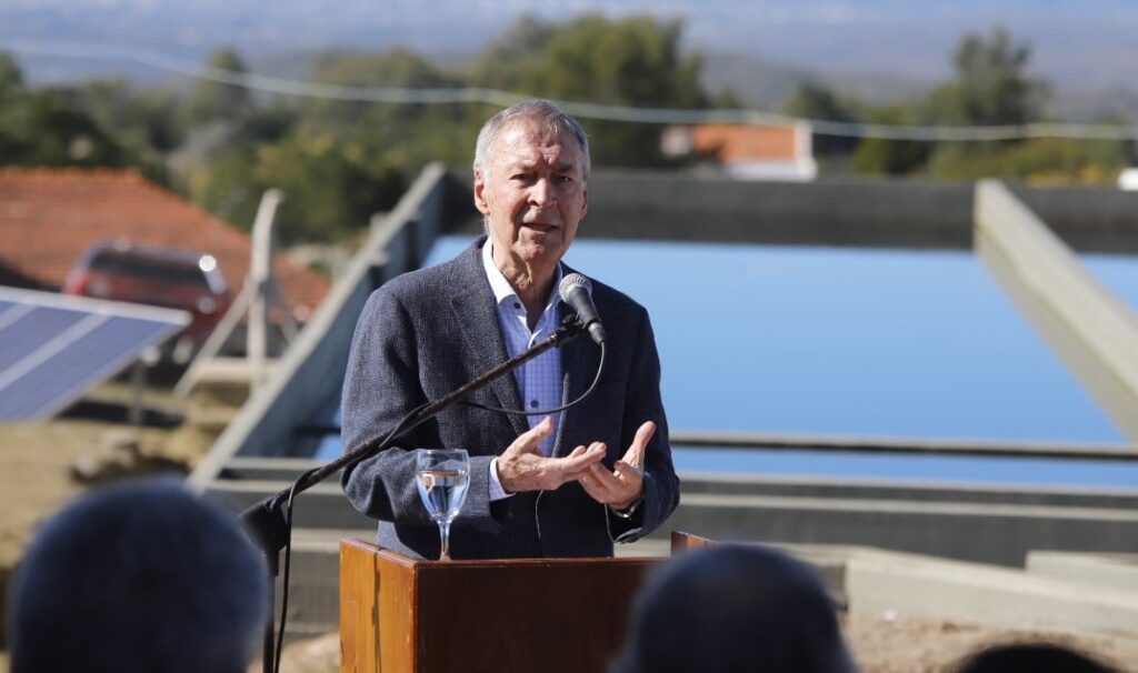 Juan Schiaretti, gobernador cordobés, foto publicada en elagora.digital