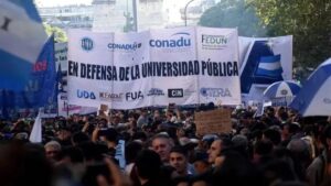 Docentes universitarios anunciaron un nuevo paro para reclamar a Javier Milei que cumpla con la Ley de Financiamiento