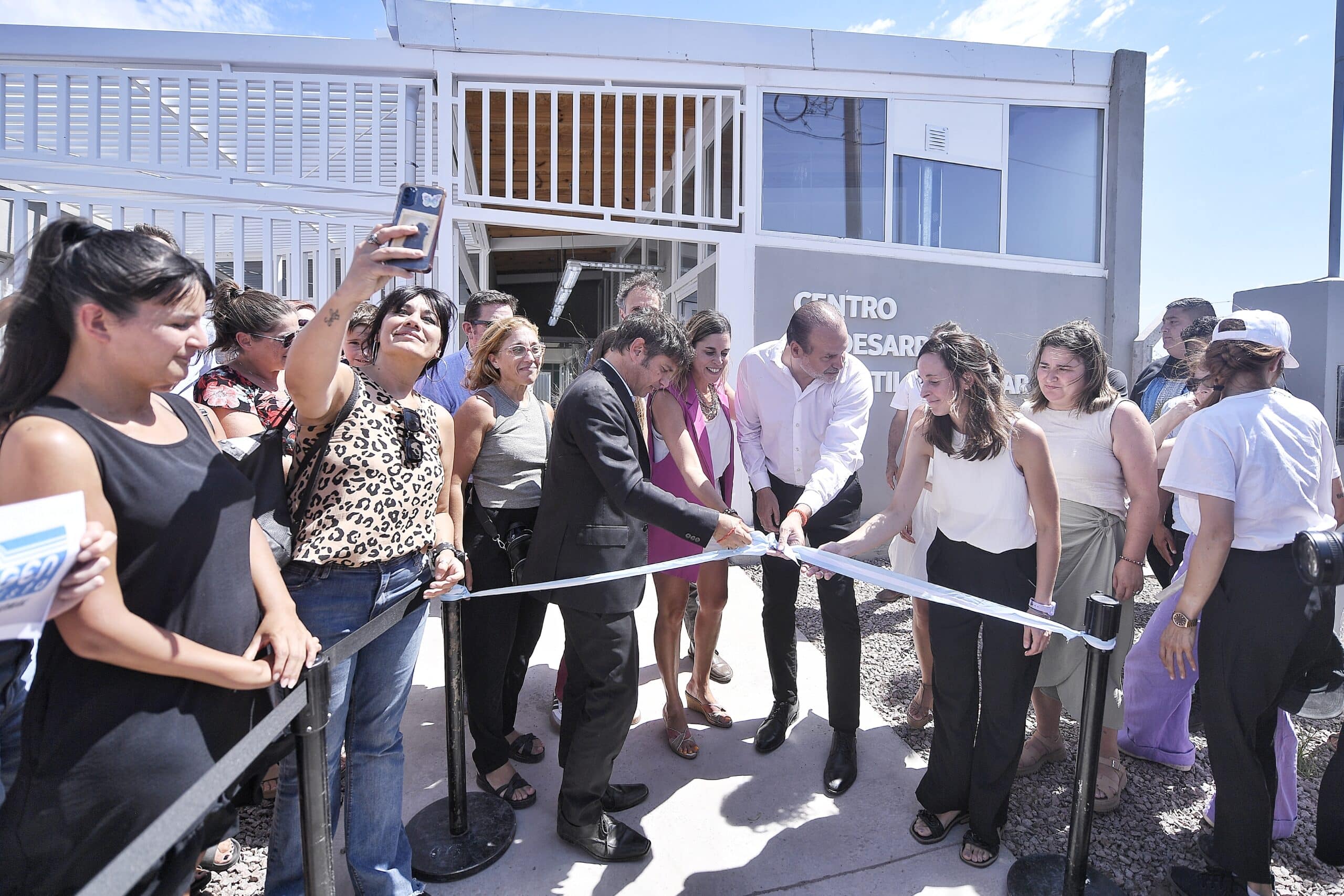 kicillof en bahia blanca