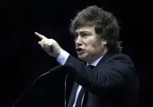 Milei anunció una mesa política de funcionarios y ahora quiere recuperar el diálogo con los gobernadores