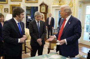 EEUU quiere ampliar su acceso al uranio argentino a cambio del salvataje al gobierno de Milei