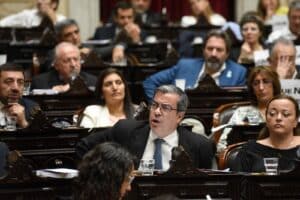 El riesgo de ruptura enciende las alarmas en los bloques parlamentarios del peronismo