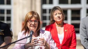 Bullrich defendió a Villaverde, pero evitó hablar del escándalo narco por el que la oposición la cuestiona