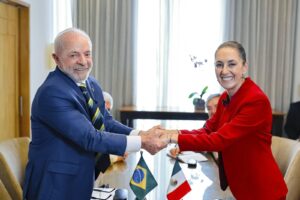 Más descansos y menos horas de trabajo: Las claves de las modernizaciones laborales en Brasil y México