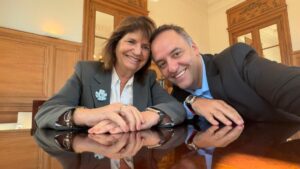 Bullrich no quiso responder sobre el escándalo de Adorni: “¿Vamos a hablar de Adorni o de las inversiones?”
