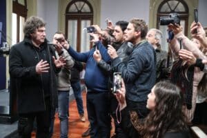 Milei le prohibió el ingreso a Casa Rosada a todos los periodistas acreditados