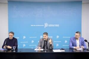 Kicillof lanzó un plan de $1,3 billones para prevenir inundaciones y responder a catástrofes climáticas