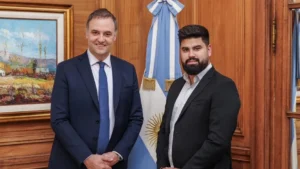 Fabián Fernández llega a la Secretaría de Prensa y Adorni pierde el control de la comunicación
