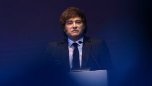 IA, machismo y no-personas: Los ingredientes de la colonia que arma el virrey Milei