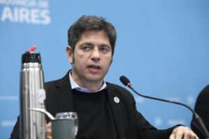Kicillof despliega un plan histórico contra el Súper Niño: obras, equipamiento y coordinación con municipios