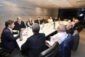 Kicillof respaldó a las pymes del biodiésel frente a la avanzada de Bullrich para aislarlas del mercado