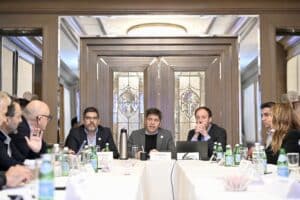 Kicillof en Nueva York: “Necesitamos un bloque regional para insertarnos en este nuevo orden global”